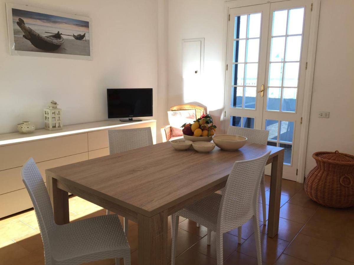 Casa Sul Mare - Wifi Free - Parcheggio Privato Lägenhet San Foca Exteriör bild
